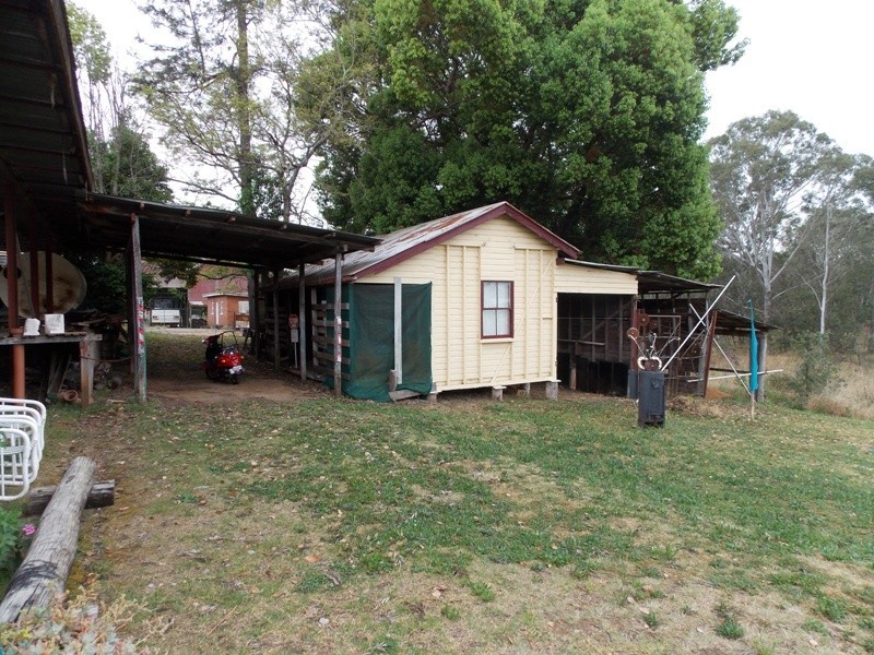 8 George Street, Nanango QLD 4615