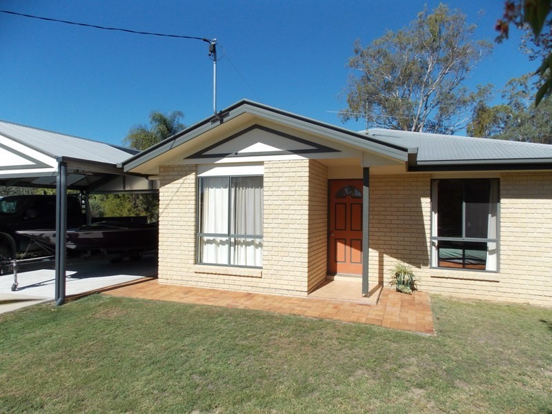 96 Wickham Street, Nanango QLD 4615