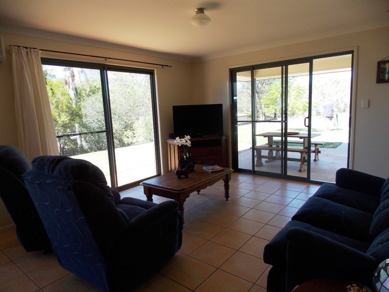 96 Wickham Street, Nanango QLD 4615