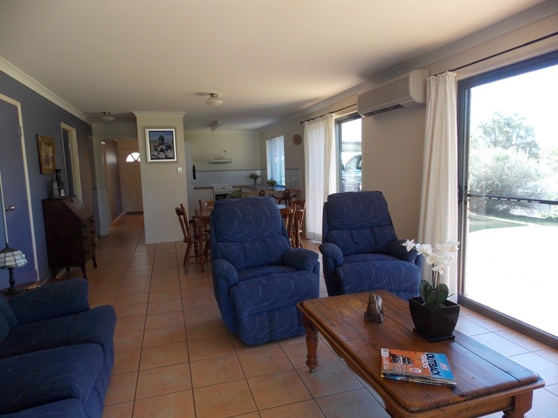 96 Wickham Street, Nanango QLD 4615