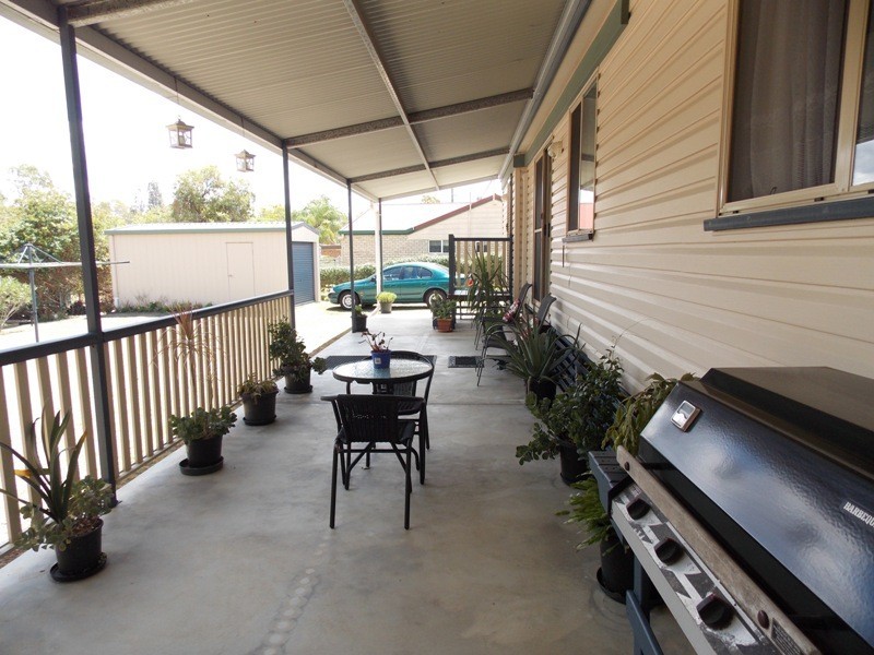 23 Fairway Drive, Nanango QLD 4615