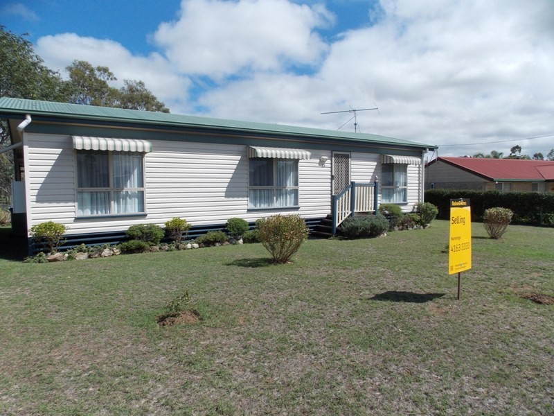 23 Fairway Drive, Nanango QLD 4615