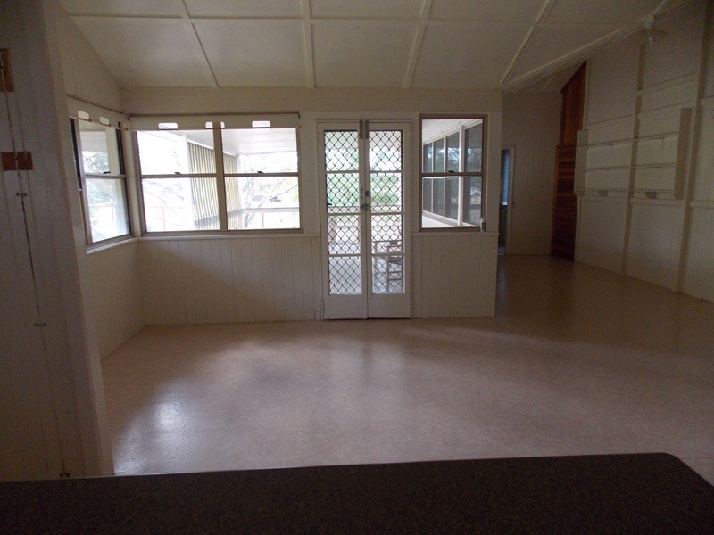 65 Gipps Street, Nanango QLD 4615