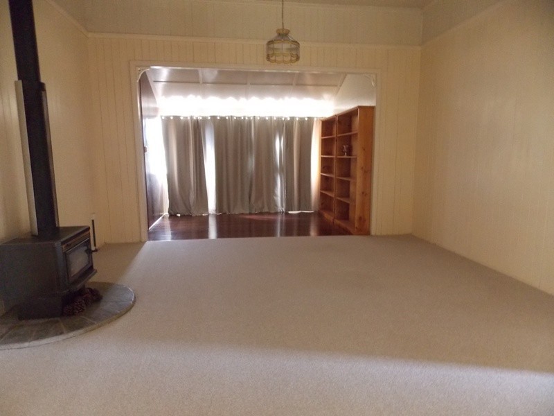 65 Gipps Street, Nanango QLD 4615