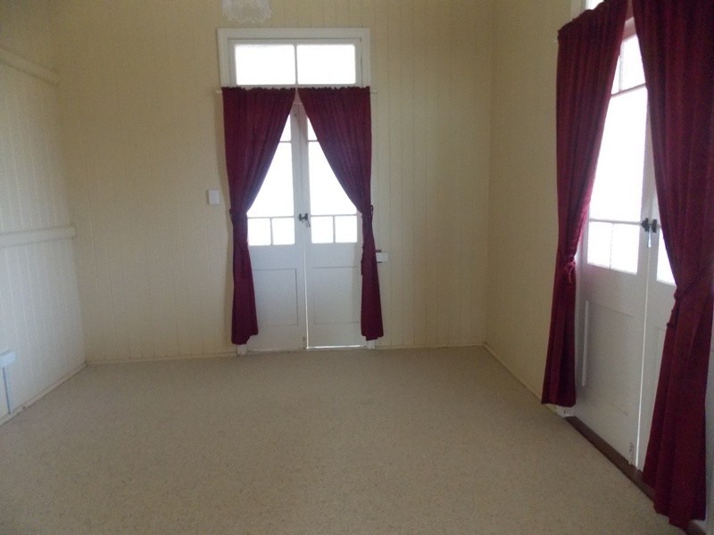 65 Gipps Street, Nanango QLD 4615