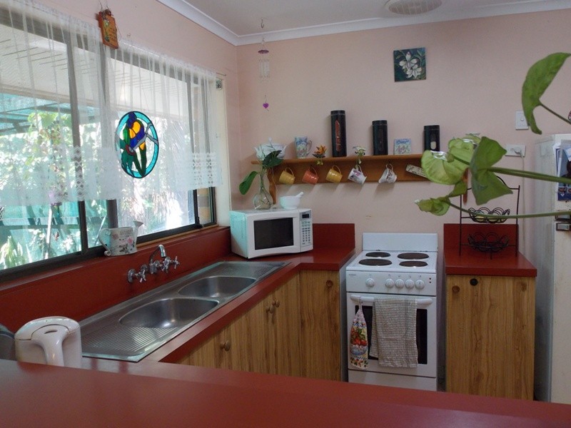 76 Cairns Street, Nanango QLD 4615