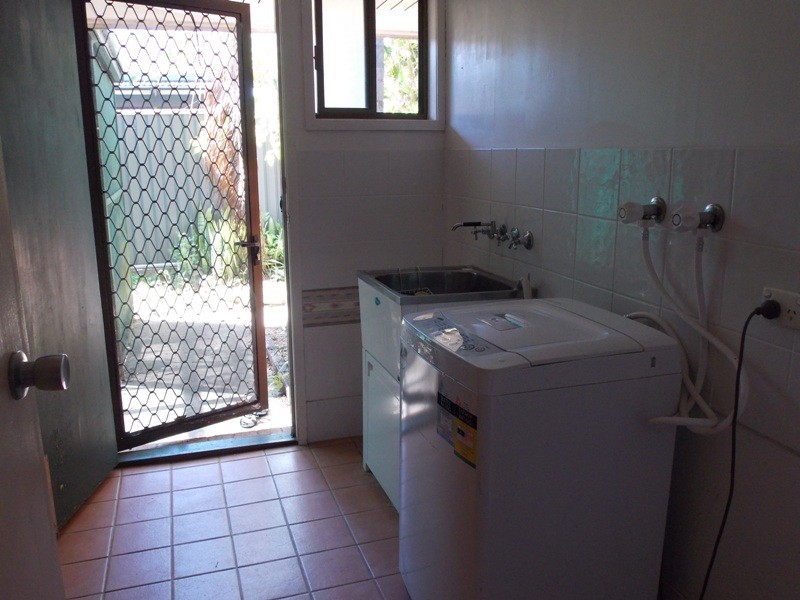 76 Cairns Street, Nanango QLD 4615