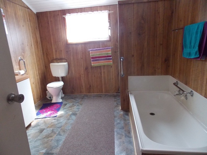 28 Gipps Street, Nanango QLD 4615