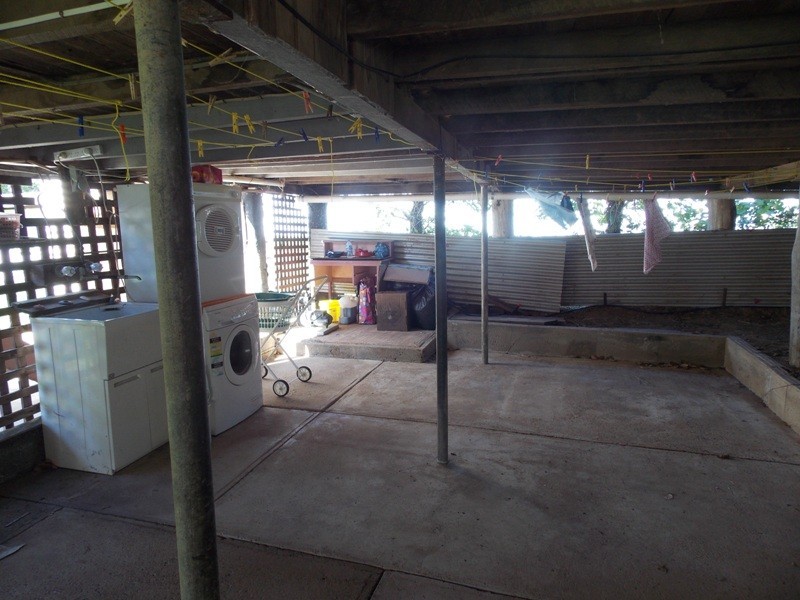 28 Gipps Street, Nanango QLD 4615