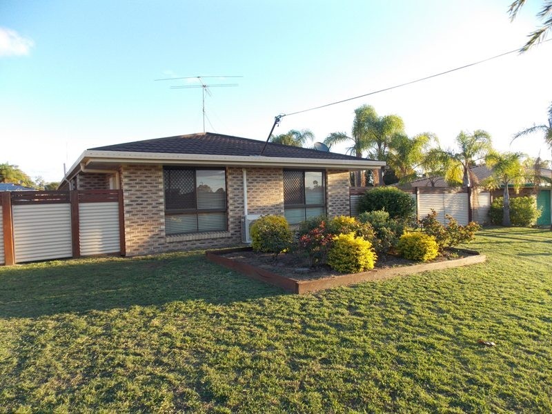 8 Eagle Street, Nanango QLD 4615