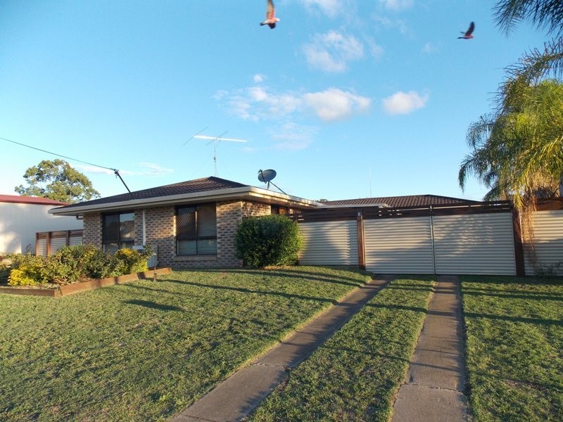 8 Eagle Street, Nanango QLD 4615