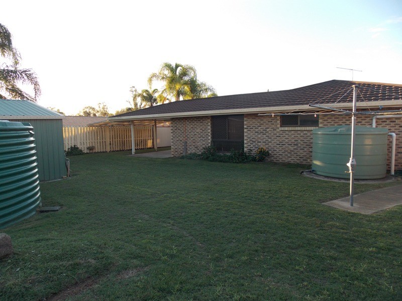 8 Eagle Street, Nanango QLD 4615