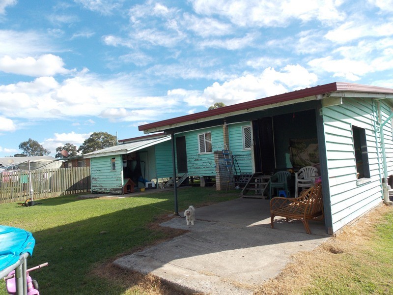 46 Burnett Street, Nanango QLD 4615