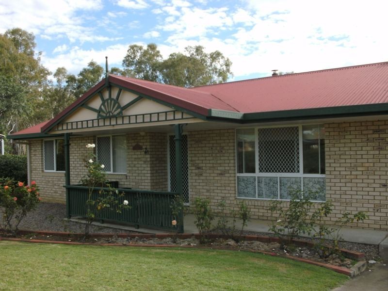 25 Fairway Drive, Nanango QLD 4615