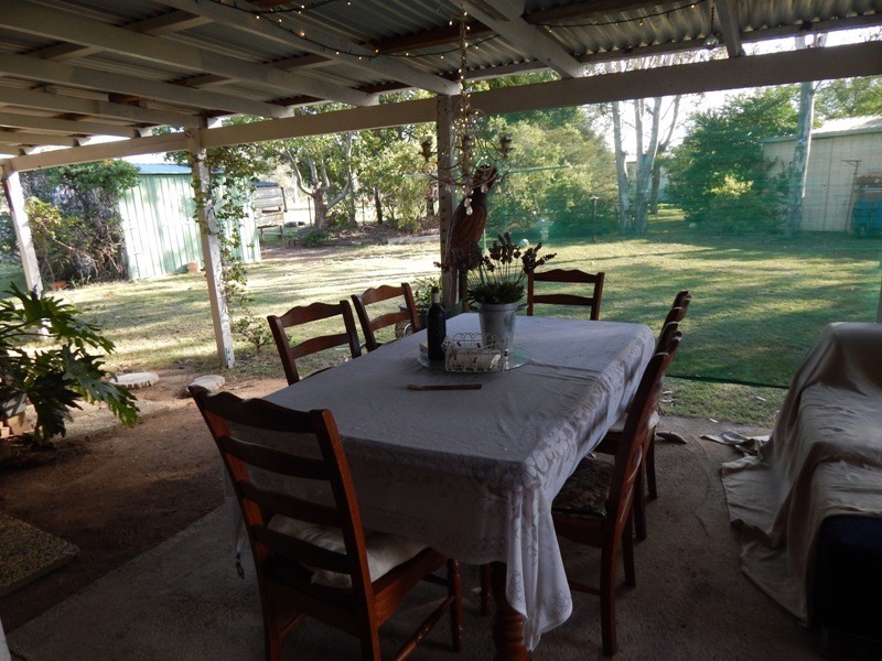 1 Cooyar Court, Nanango QLD 4615