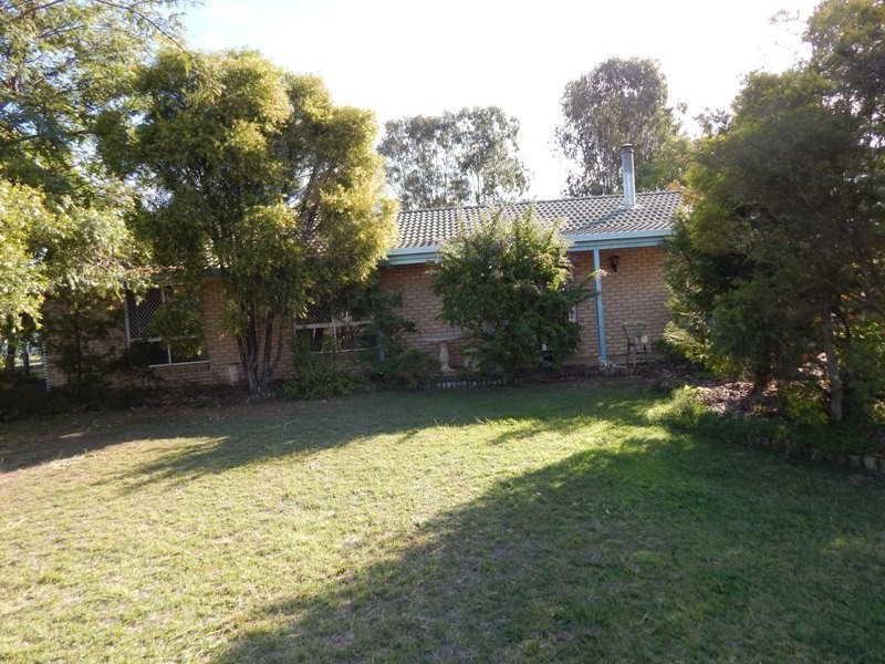1 Cooyar Court, Nanango QLD 4615