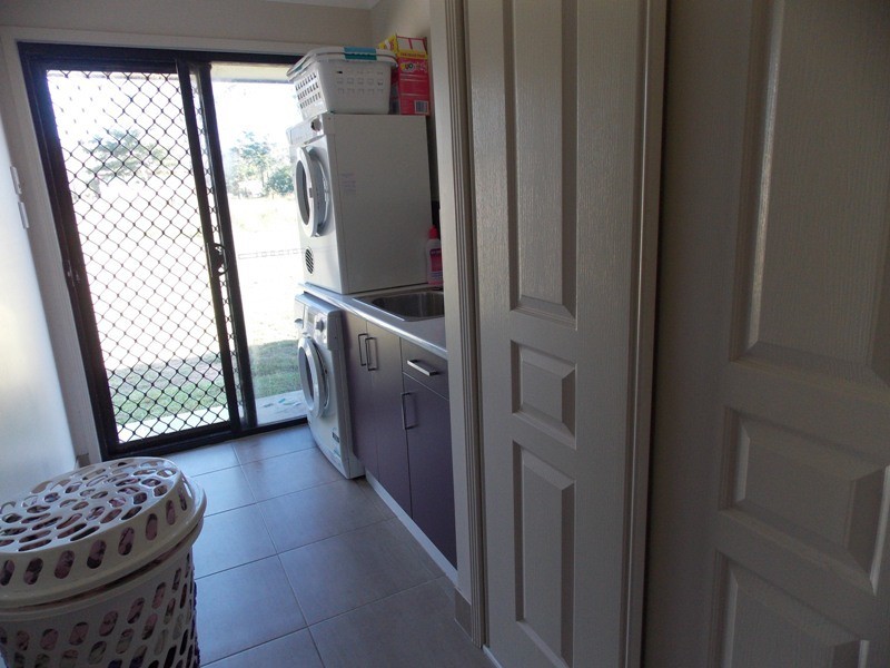 30-36 Millis Way, Nanango QLD 4615