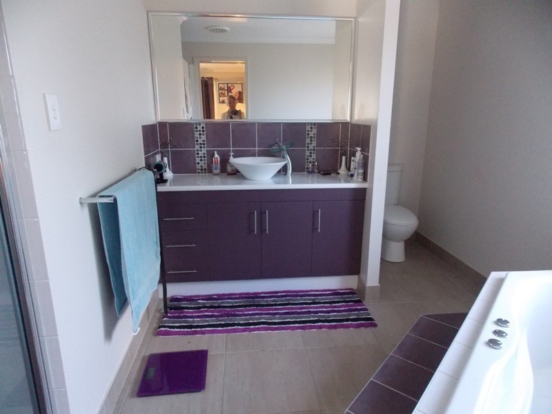 30-36 Millis Way, Nanango QLD 4615