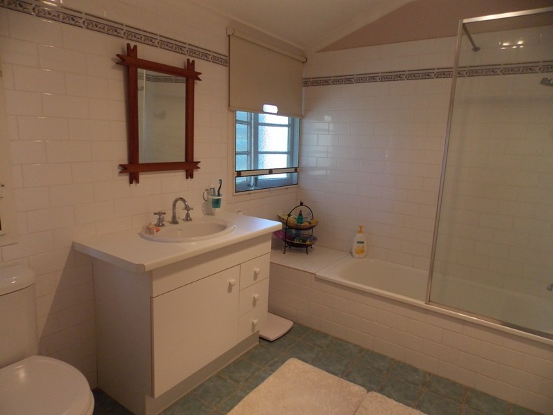 66 Cairns Street, Nanango QLD 4615