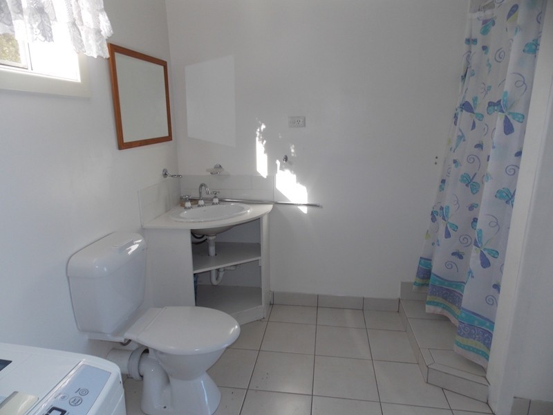 97 Elouera Drive, Nanango QLD 4615