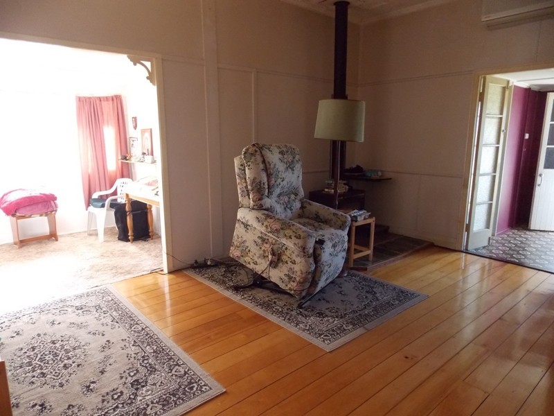 113 Drayton Street, Nanango QLD 4615