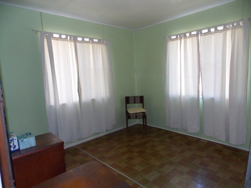 82 Cairns Street, Nanango QLD 4615