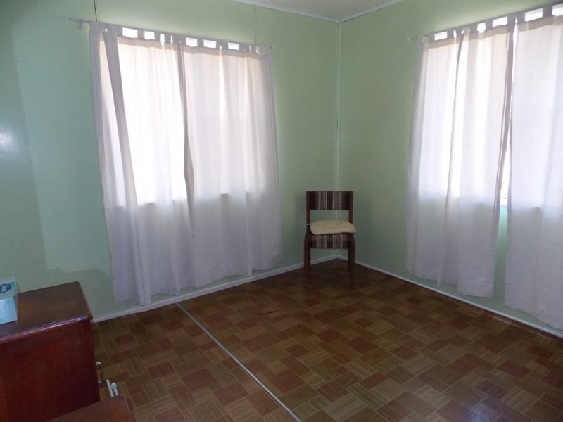 82 Cairns Street, Nanango QLD 4615