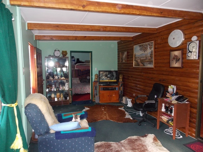 212 Hamilton Road, Nanango QLD 4615