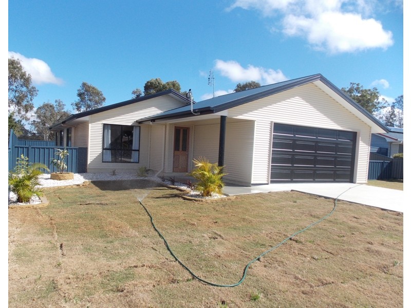 31 Cairns Street, Nanango QLD 4615