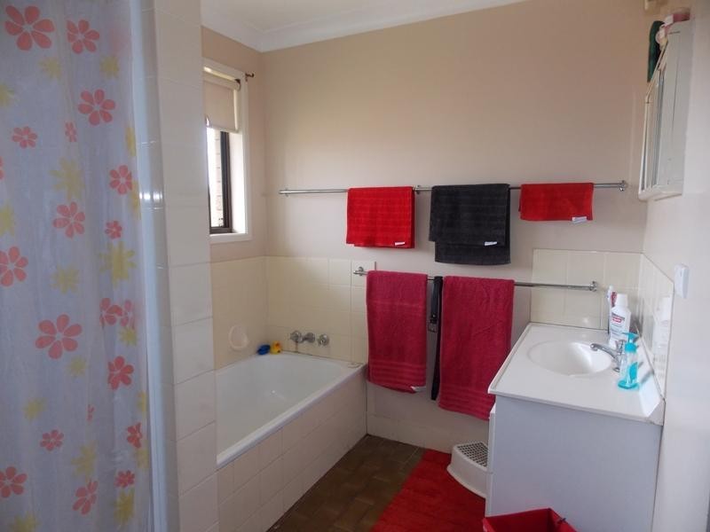 120 Brisbane Street, Nanango QLD 4615