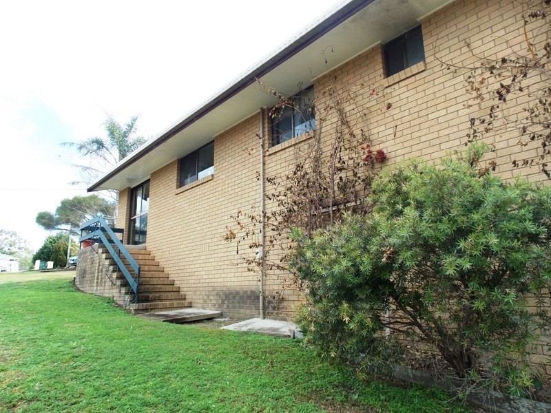 120 Brisbane Street, Nanango QLD 4615