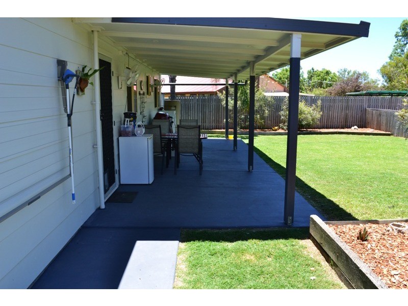 19 Birdie Street, Nanango QLD 4615