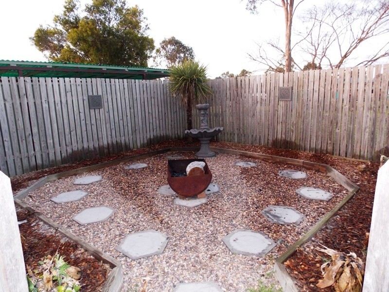 19 Birdie Street, Nanango QLD 4615