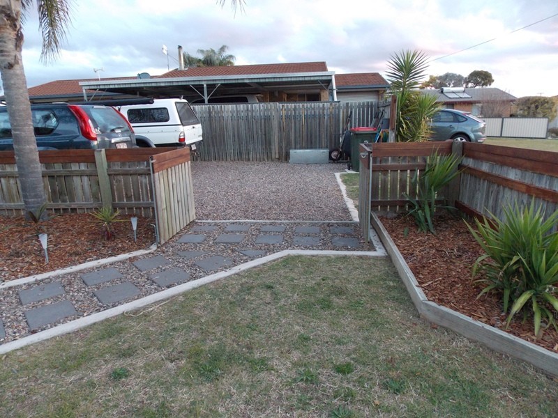 19 Birdie Street, Nanango QLD 4615