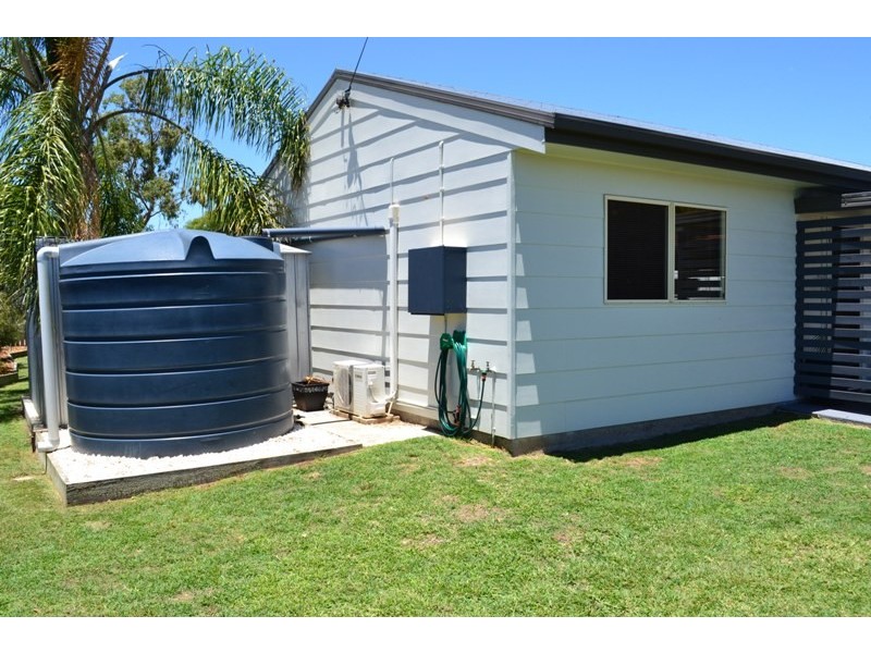 19 Birdie Street, Nanango QLD 4615