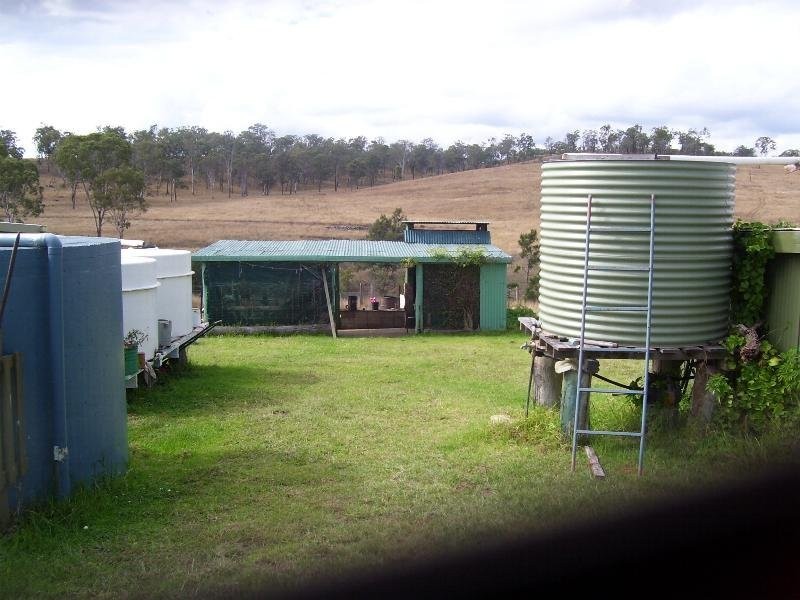 2358 Manumbar Road, Johnstown QLD 4615