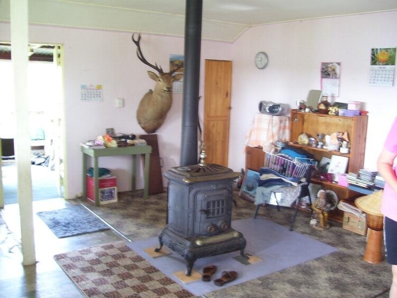 2358 Manumbar Road, Johnstown QLD 4615