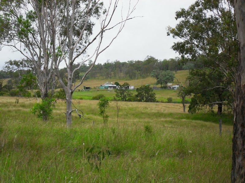 2358 Manumbar Road, Johnstown QLD 4615