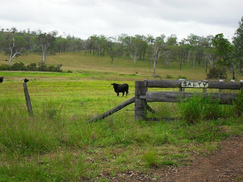 2358 Manumbar Road, Johnstown QLD 4615