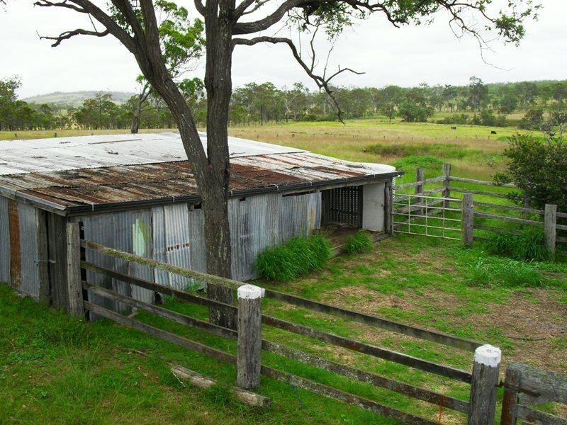2358 Manumbar Road, Johnstown QLD 4615