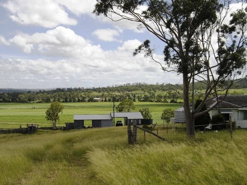 527 Tarong Railway Road, Nanango QLD 4615