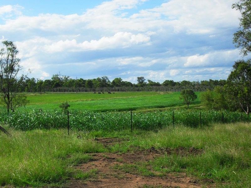 28 Pleystowe Road, Nanango QLD 4615