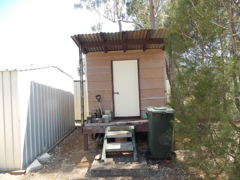 52 Cairns Street, Nanango QLD 4615