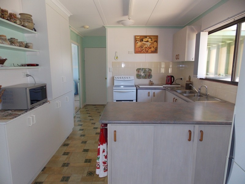 52 Cairns Street, Nanango QLD 4615