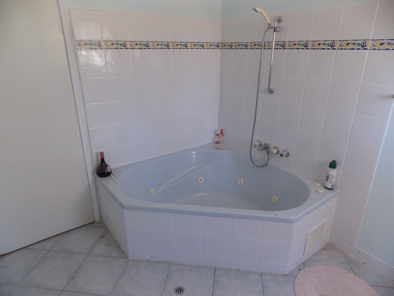 1614 Memerambi Barkers Ck Rd, Wattle Camp QLD 4615