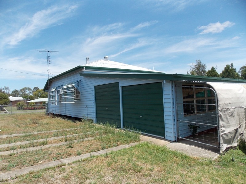 30 Hay Street, Nanango QLD 4615
