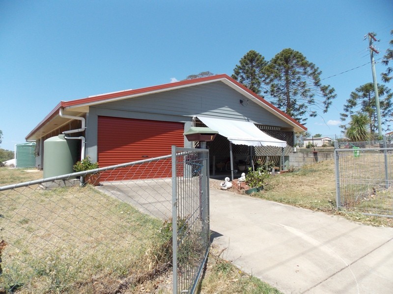 1 Creek Court, Yarraman QLD 4614