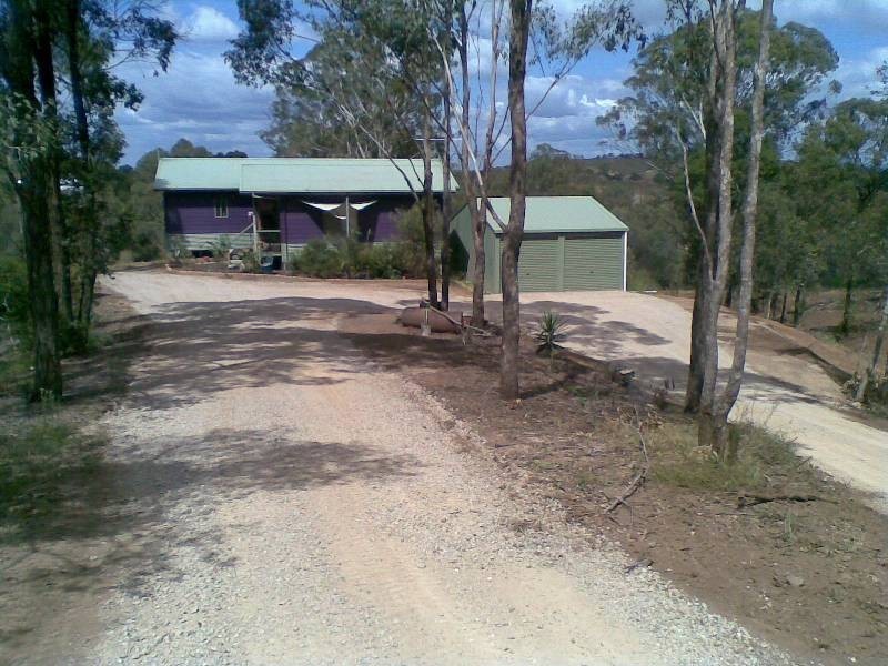 94 Hicken Way, Nanango QLD 4615