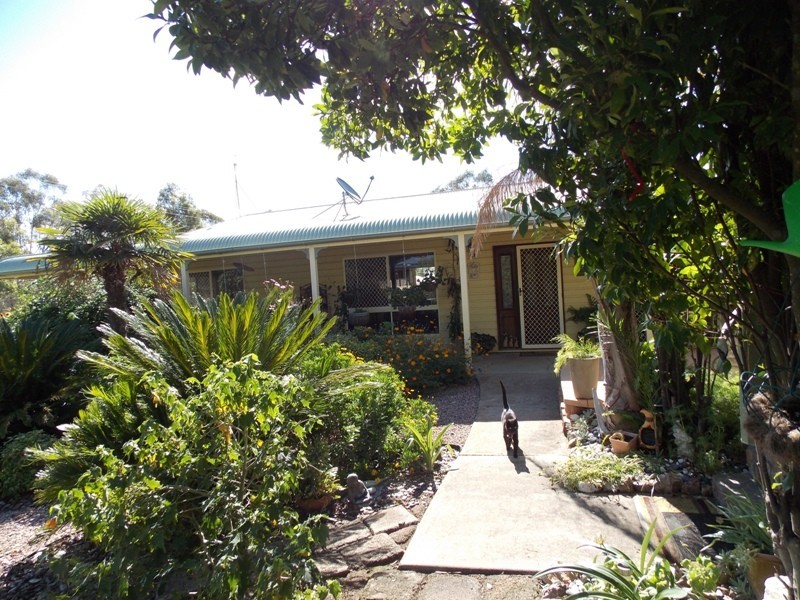 3 Dalkeith Street, Nanango QLD 4615