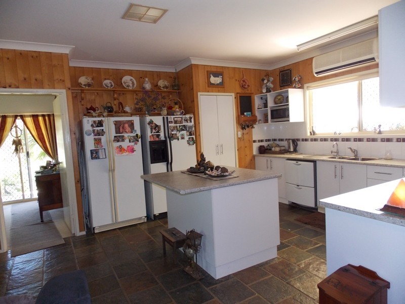 3 Dalkeith Street, Nanango QLD 4615